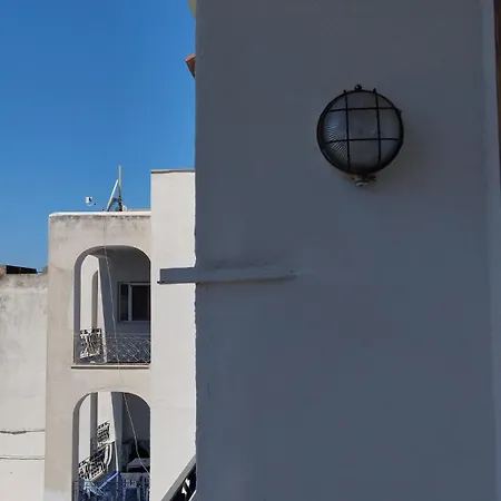 Thomas Bb Conduzione Familiare B&B 2*